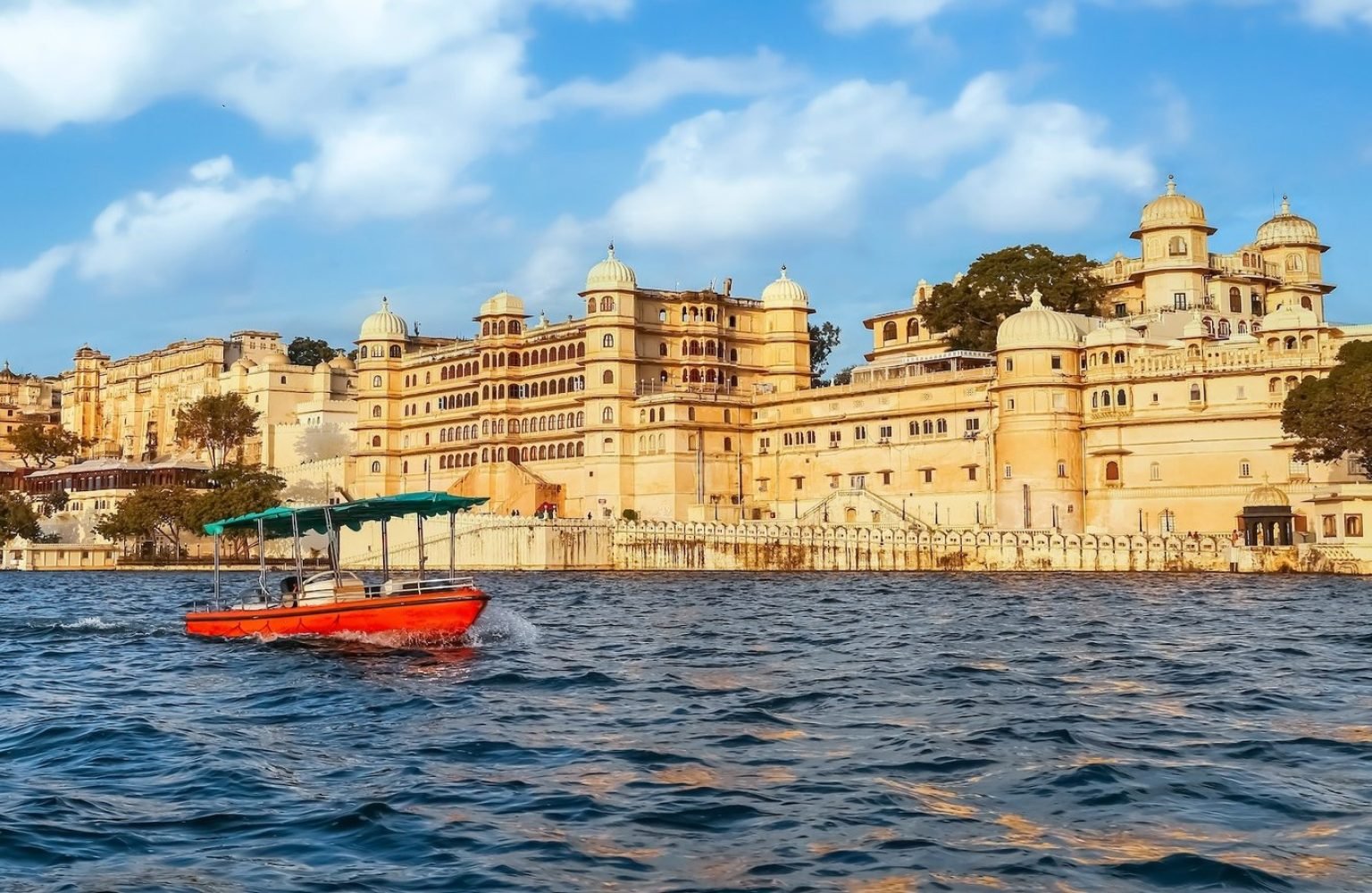 Des-Udaipur.jpg